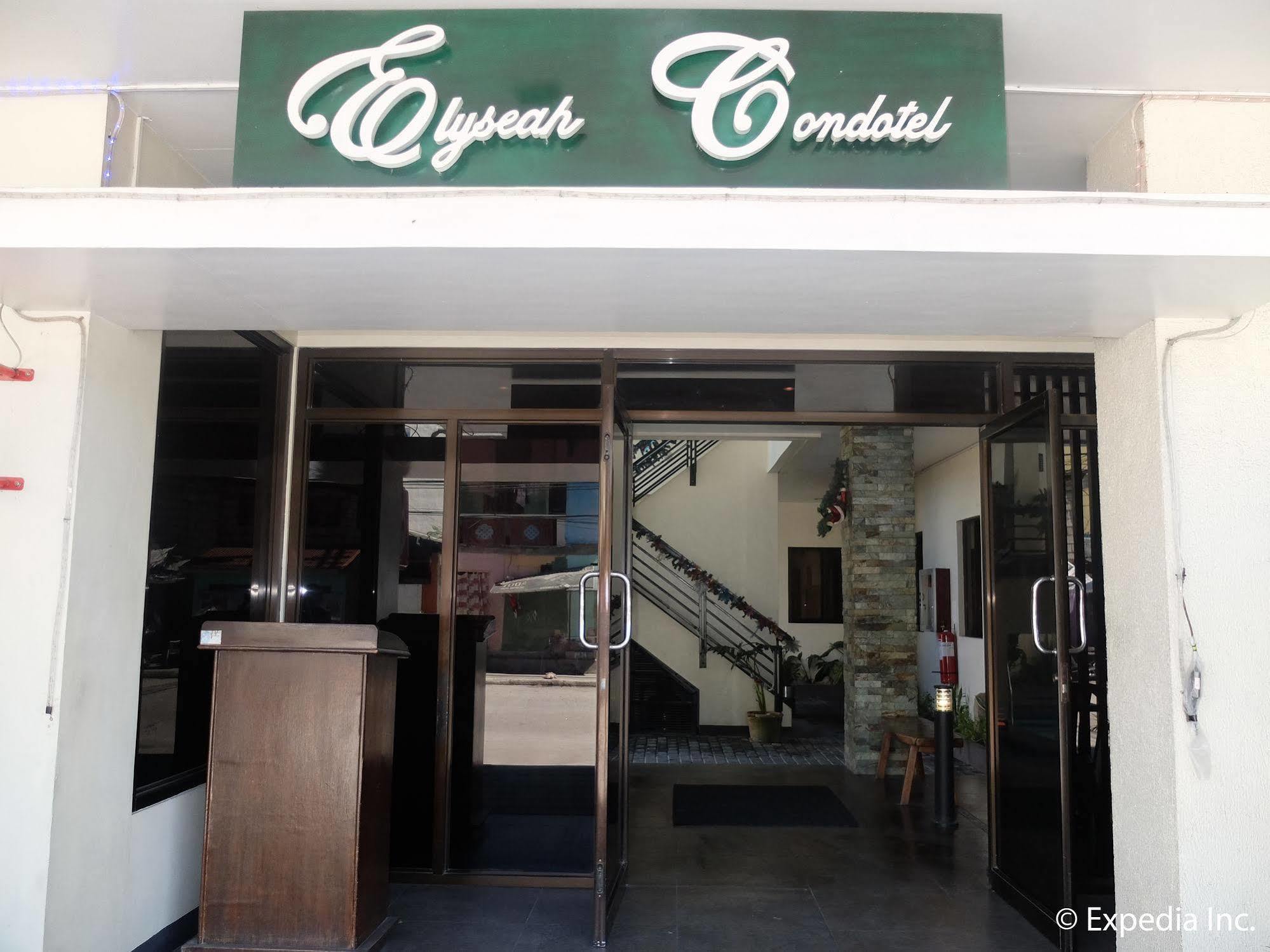 Elyseah Condotel Angeles Bagian luar foto